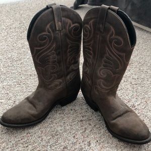 Laredo cowgirl leather boots